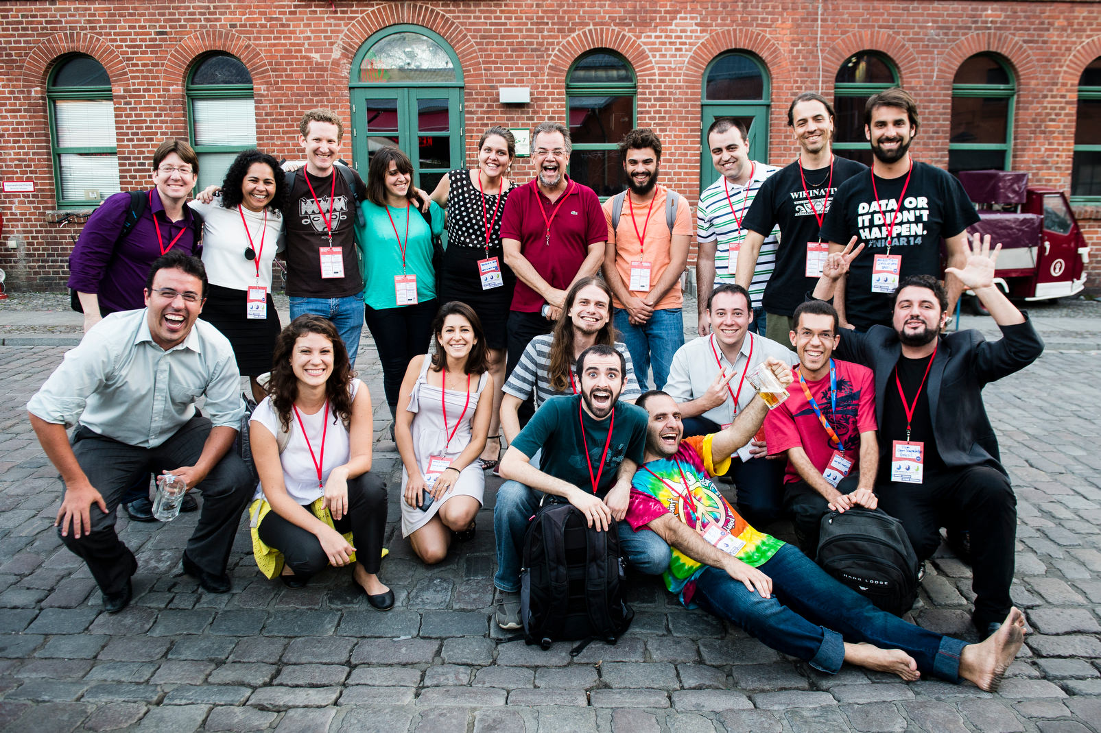 Brasileiros e brasileiras da comunidade da Open Knowledge Brasil durante o OKFest 2014.